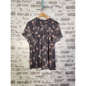 Torrid Top‎ Size 1 Gray Pink Floral Flutter Sleeve Romantic Boho Peasant
